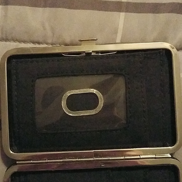 Disney Wallet - Picture 4 of 5